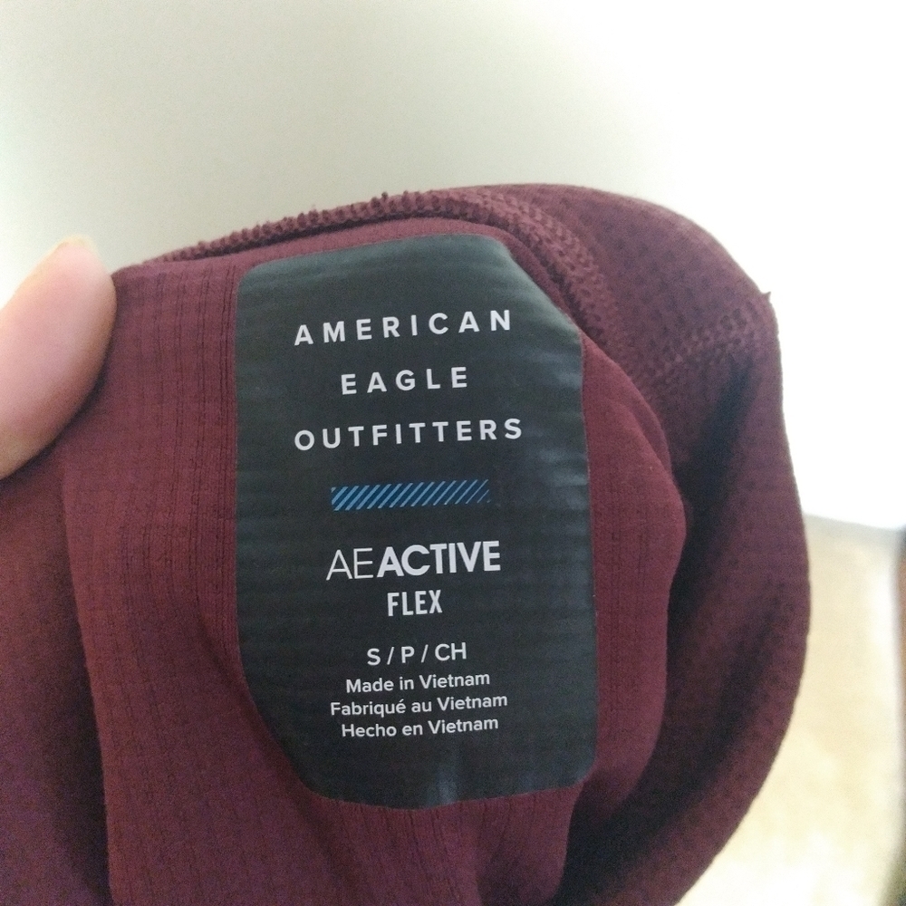 American Eagle Active Flex Red Waffle Knit Spell Out Hoodie Size Small - Picture 11 of 12